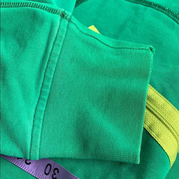 Green Lululemon Zip Up - Picture 9 of 9